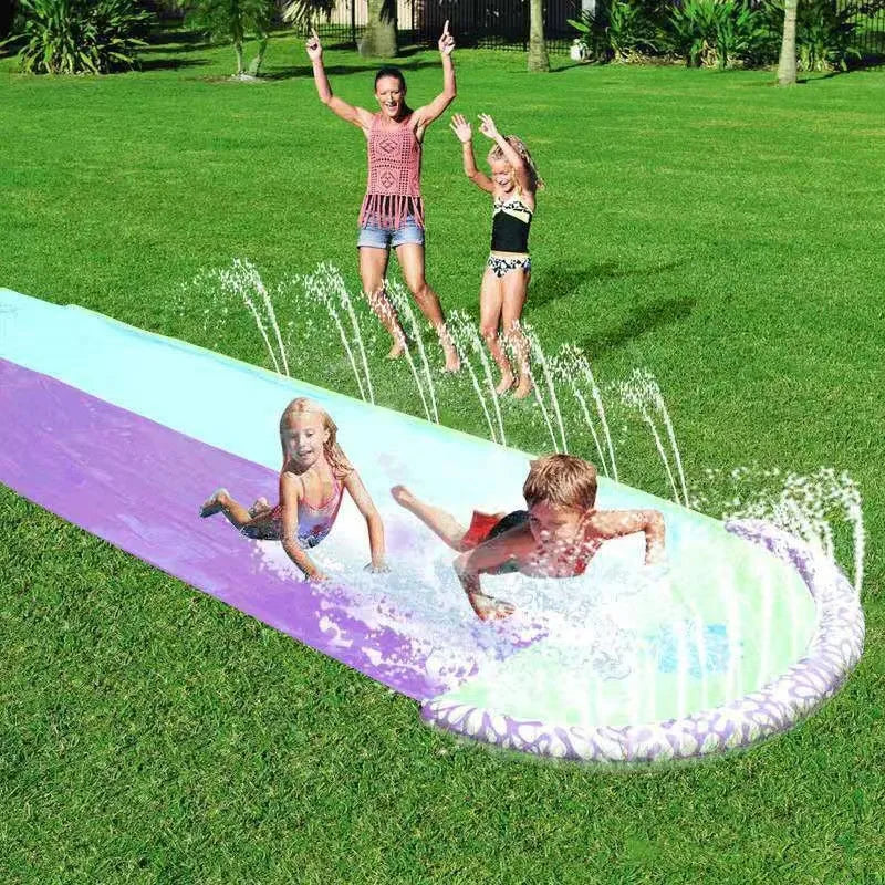 Opblaasbare Waterglijbaan voor Kinderen – Gazon Glijbaan met Sproeier